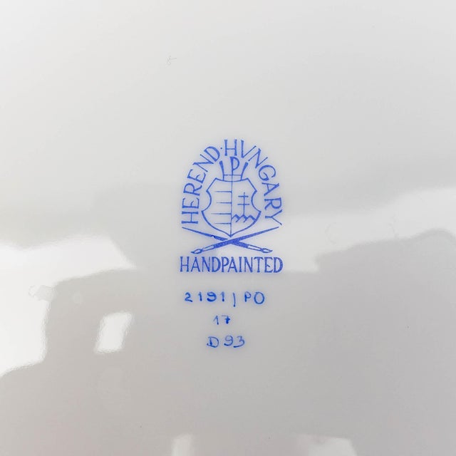 Mid 20th Century Herend Hungary 24k Gold Gilt Poisson Koi Fish Porcelain Triangle Dish 2191/Po For Sale - Image 9 of 9