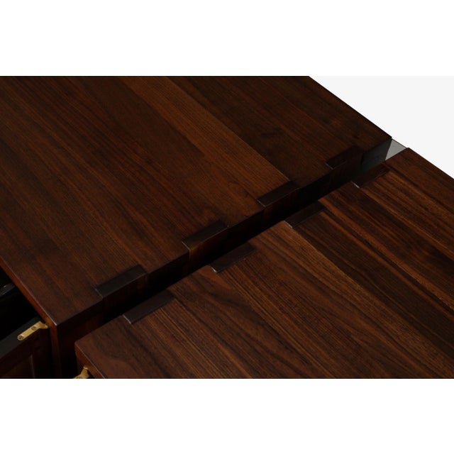 Edward Wormley for Dunbar Janus Group, Pair of Bedside Tables on Casters 1958 For Sale - Image 12 of 12