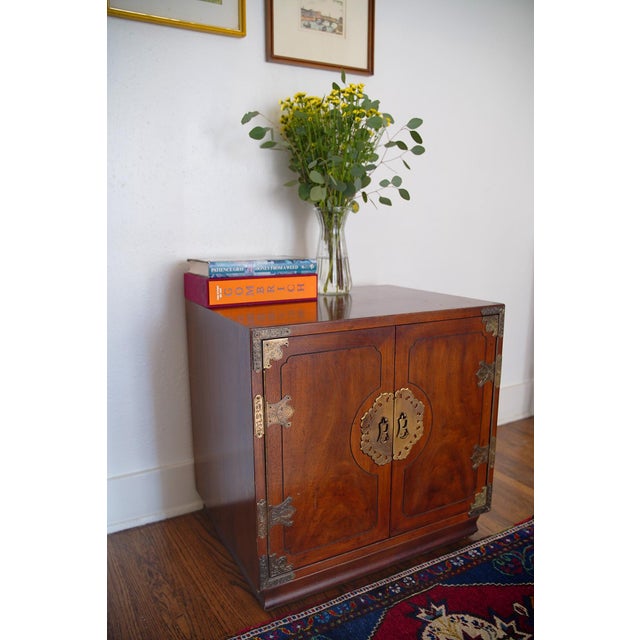 This is a beautiful and practical piece for storage (books, documents, candles, throw blankets, toys, etc), and was...