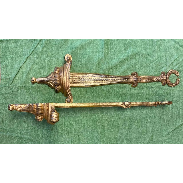 Featured image of post Gold Plate Holders - Antique solid brass ornate decorative plate stand easel availability: