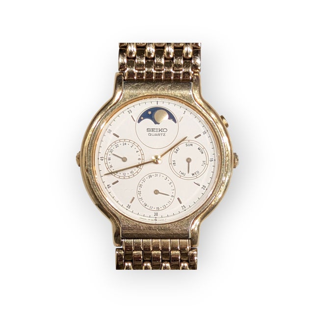 Gold 1980s Seiko Multifunction Moonphase Watch 7f38-7030 For Sale - Image 8 of 8