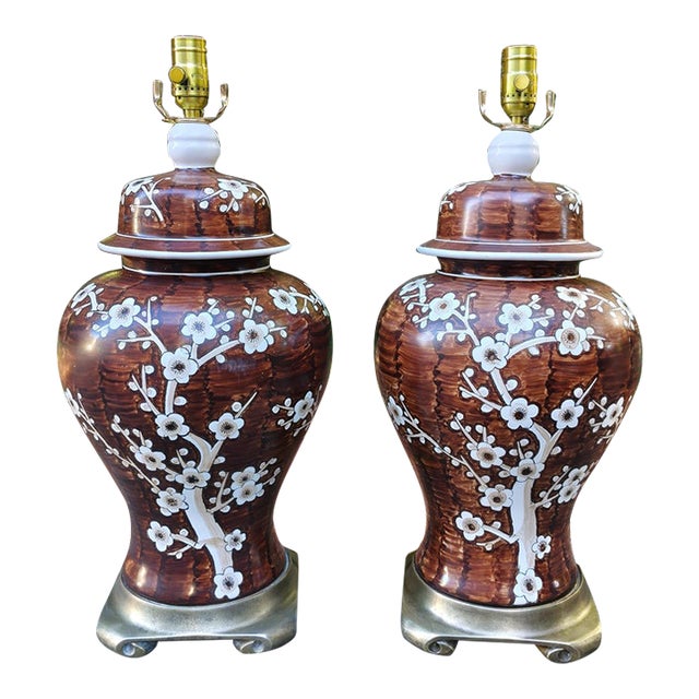 Vintage Chinoiserie Brown & White Floral Ginger Jar Table Lamps – Pair For Sale
