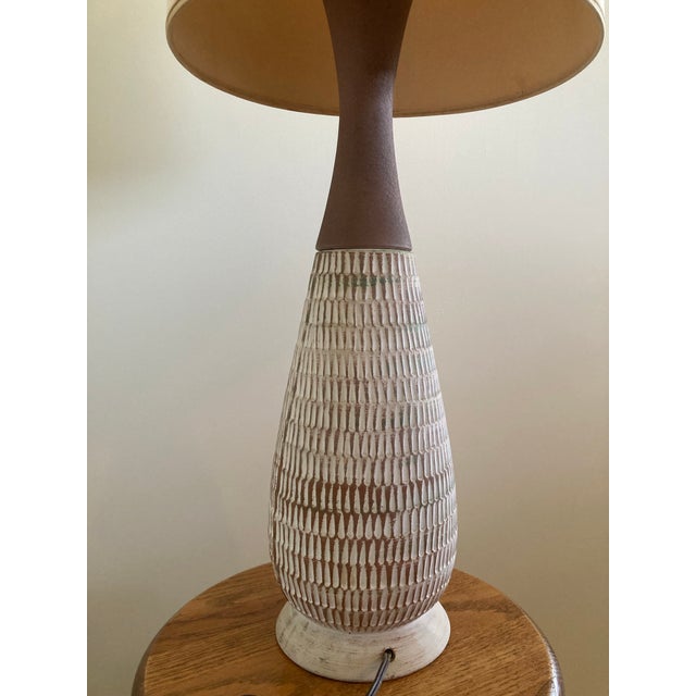 Mid-Century Modern 1960s Swedish Modern Atomic Plaster and Walnut Lamp, Original Shade For Sale - Image 3 of 8