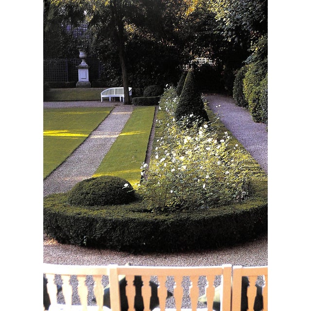 "The Secret Gardens of Paris" 2000 D'arnoux, Alexandra and De Laubadere, Bruno For Sale In New York - Image 6 of 8