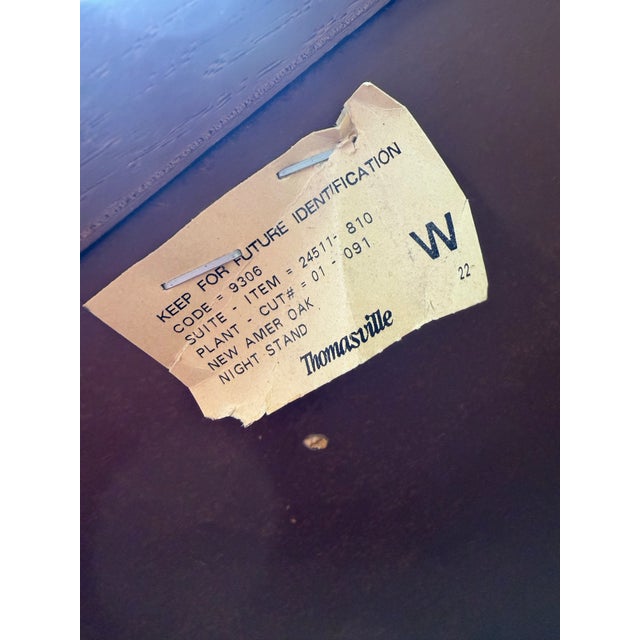 Thomasville Mid 20th Century Pair of Thomasville Side Tables For Sale - Image 4 of 4