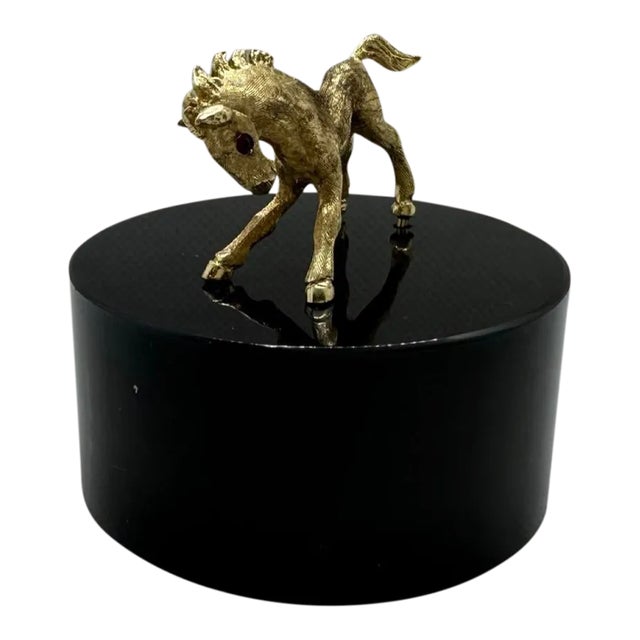 1960s Tiny 14k Freestanding Cartier Foal on Agate Base For Sale
