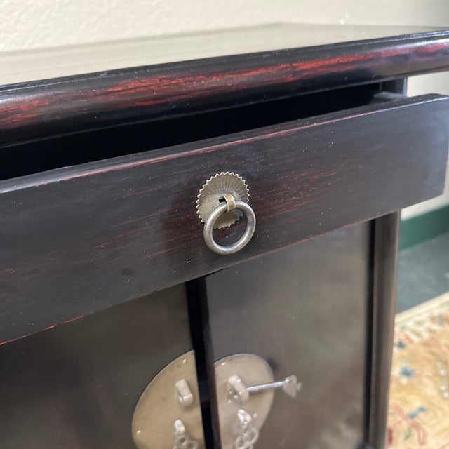 Chinese Lacquered Nightstand For Sale In San Francisco - Image 6 of 12