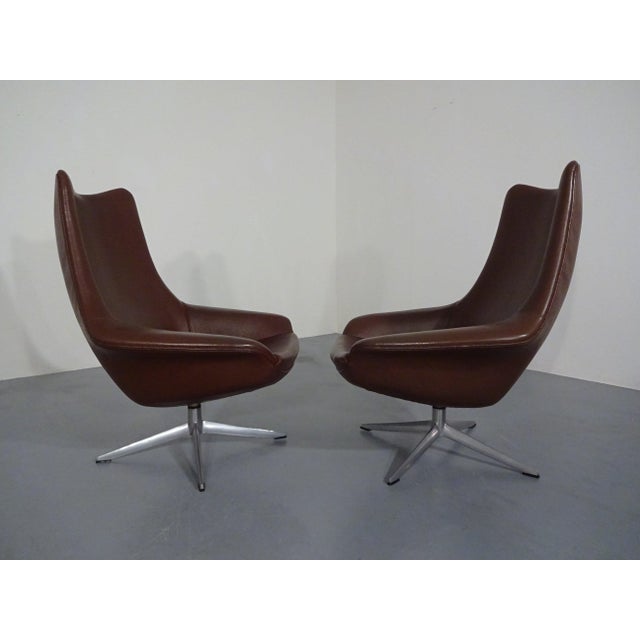 Mid-Century Modern Danish Pirouette Swivel Chair in Leather by H. W. Klein for Bramin, 1960s For Sale - Image 3 of 18