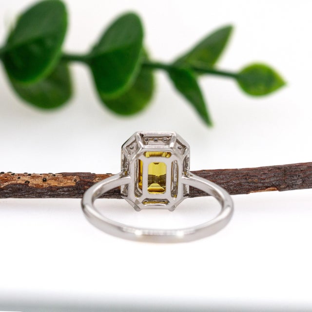 1.3ct Ceylon Yellow Sapphire Ring W Natural Diamond Halo in 14k Solid Gold, Size 6.75 For Sale In Columbus - Image 6 of 7