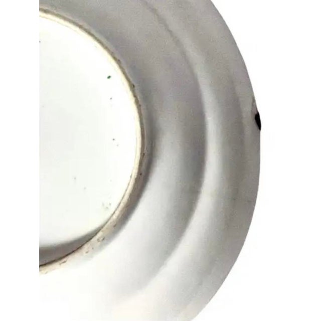 Ceramic Chinese Export "Green Fitzhugh" Porcelain Plates, Set of Three For Sale - Image 7 of 14