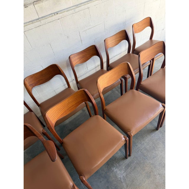 Mid-Century Modern j.l. Møller Teak Dining Chairs Set of 10 Models 55 and 71 Danish Mid-Century Modern 1960s For Sale - Image 3 of 15