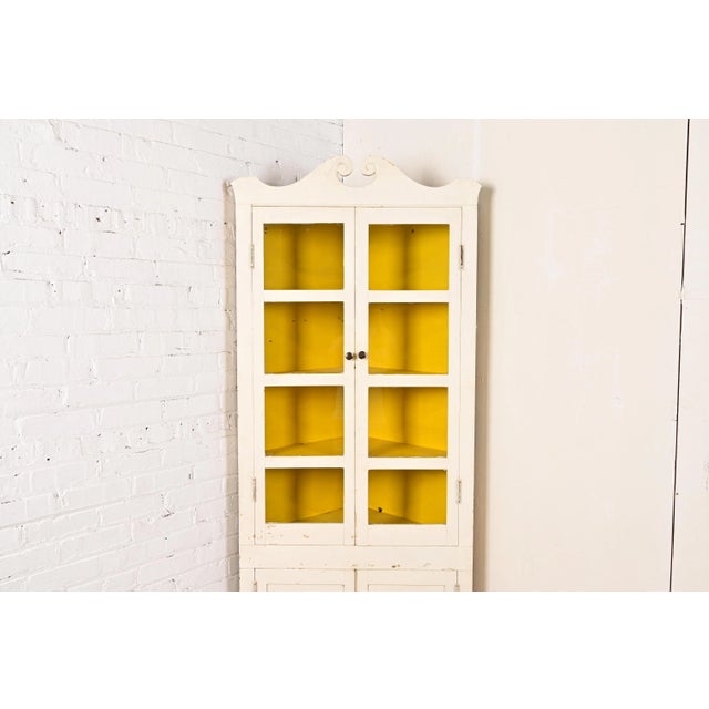 Cream English Country Farmhouse Cream Painted Corner Cabinet, Circa 1930s For Sale - Image 8 of 16