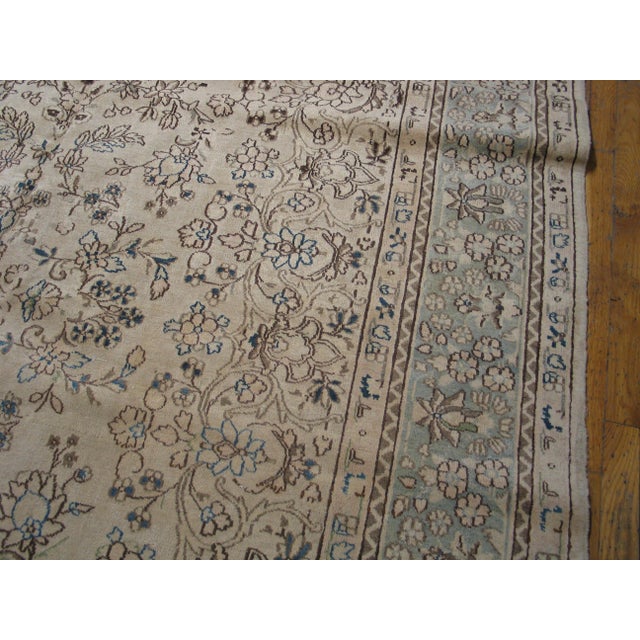 Persian 1950s Ivory Medallion Antique Persian Kerman Rug 6'8" X 9'8" Handknotted Wool Carpet For Sale - Image 3 of 4