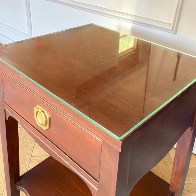 Wood Vintage Federal Mahogany Nightstand | Luxury Bedside Table | Accent Table For Sale - Image 7 of 11