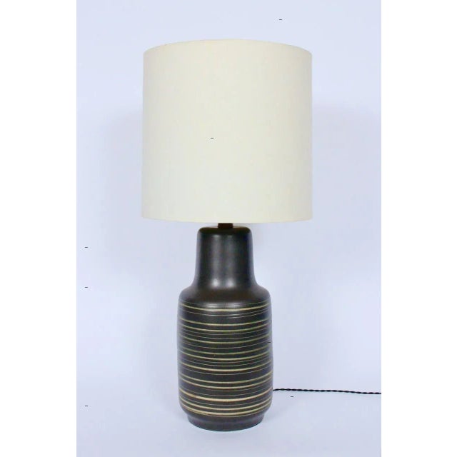 1950s Jane & Gordon Martz for Marshall Studios Banded Table Lamp For Sale - Image 9 of 13