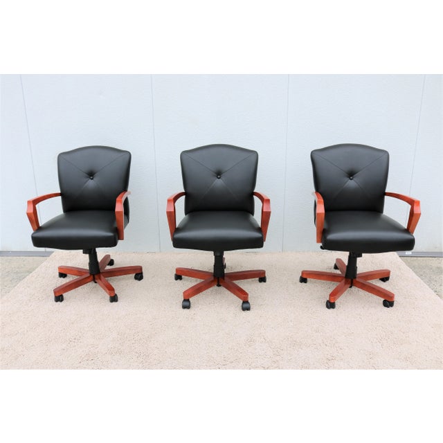 Contemporary Transitional Andrew Gower for Jasper Group Portrait Management Swivel Desk Chair For Sale - Image 3 of 13