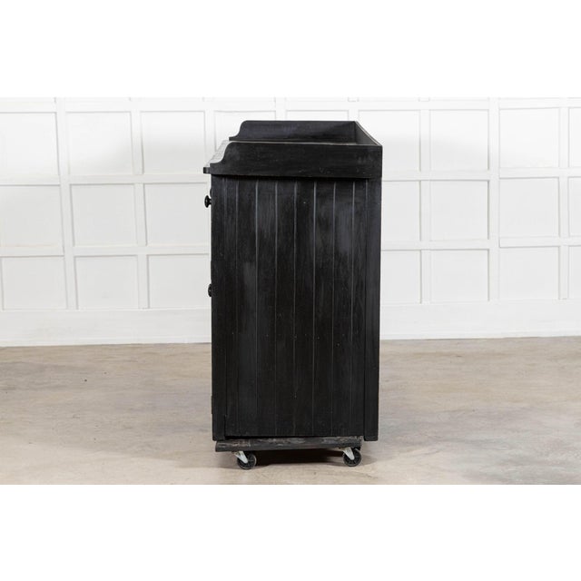 Brown 19th Century English Pine Dresser Base, 1870s For Sale - Image 8 of 17