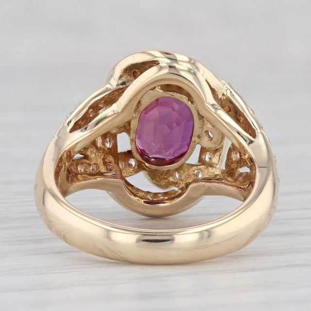 Modern 3.18ctw Ruby Diamond Ring 18k Yellow Gold Size 6.5 Cocktail Gia For Sale - Image 3 of 8