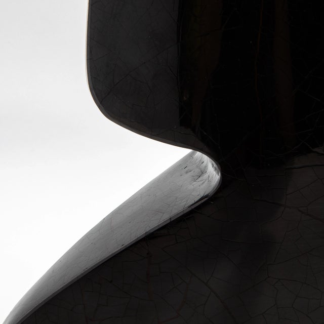 Shell Modern Sculptural Vase in Black Shell by R&y Augousti For Sale - Image 7 of 7