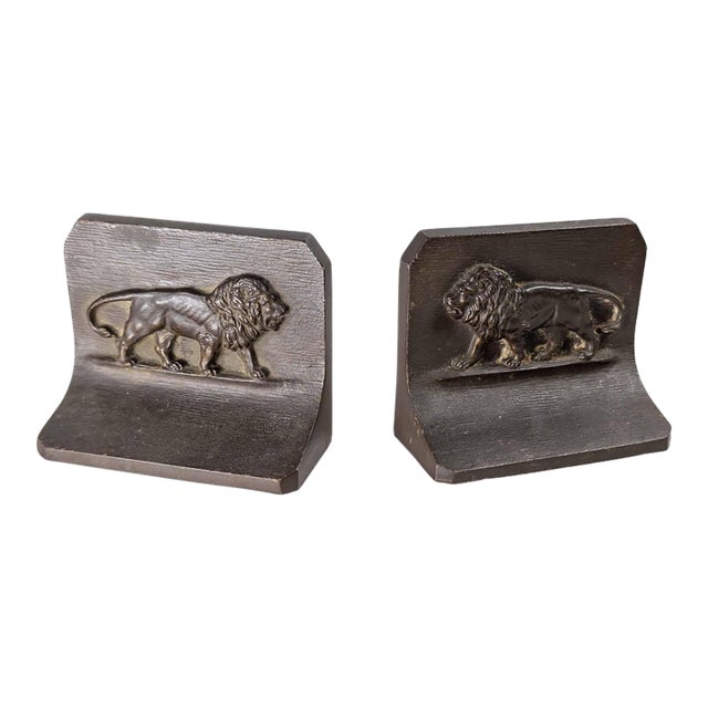 20th Century Pair of Heavy Cast Iron Lion Bookends by Bradley & Hubbard For Sale