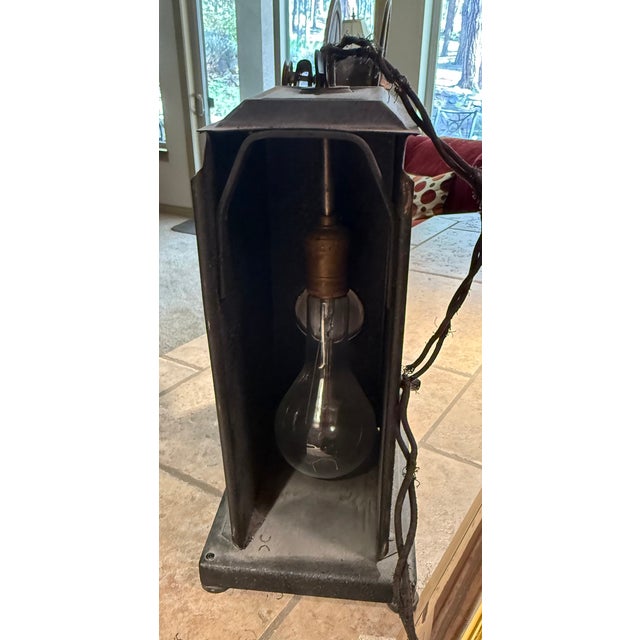 Mid-Century Modern Rare 1930s Vintage Sears, Roebuck & Co. “The Movie King” 16mm Silent Film Projector For Sale - Image 3 of 6