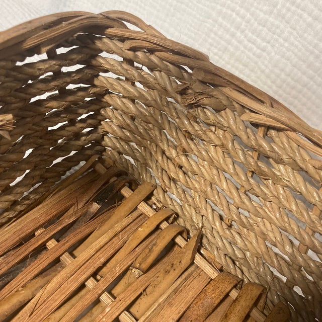 Mid-Century Appalachian Split Oak & Hand-Twisted Willow Gathering Basket With Bentwood Handle For Sale - Image 11 of 12