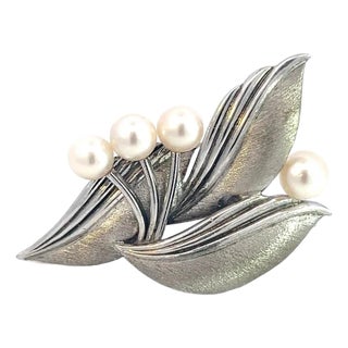 1990s Mikimoto Estate Akoya Pearl Floral Brooch Sterling Silver For Sale