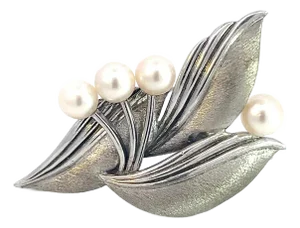 1990s Mikimoto Estate Akoya Pearl Floral Brooch Sterling Silver
