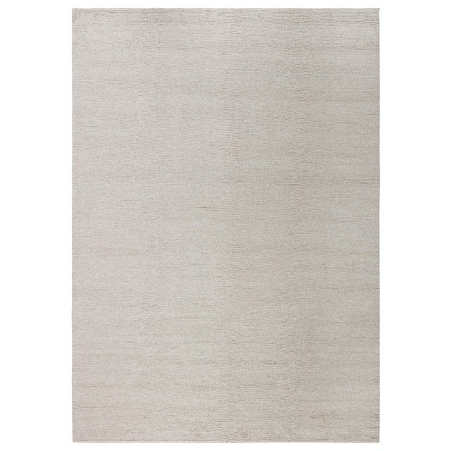 Contemporary Flatweave Solid Light Beige Carpet "Mojave" by Doris Leslie Blau For Sale