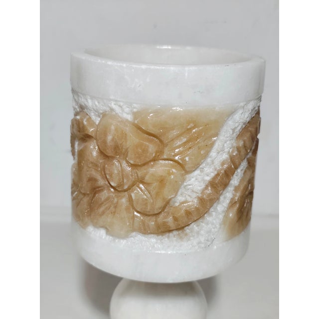 Vintage Spanish Alabaster Table Lamp, 1950s, in Very Good conditions. Designed 1950 to 1959 European Plug (up to 250V).The...