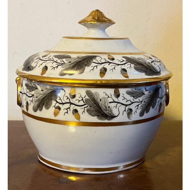 18th Century Antique 18th Century Worcester Porcelain Flight Barr Sugar Bowl Sucrier and Cover Decorated With Oak Leaf Garland For Sale - Image 5 of 14
