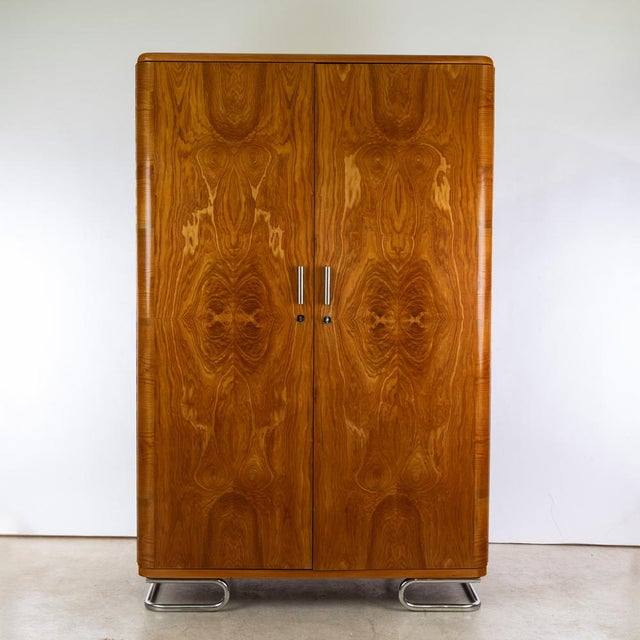 Bauhaus Wardrobe in Ash Veneer, 1930s, in Flawless conditions. Designed 1920 to 1949