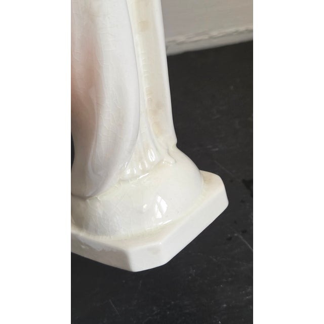1950s Goebel Sacrart West German Porcelain Praying Madonna Figurine For Sale - Image 13 of 17