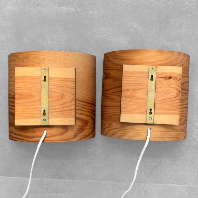 Scandinavian Pinewood Wall Lamps in Pine and Acrylic, 1970s, Set of 2 For Sale - Image 9 of 11