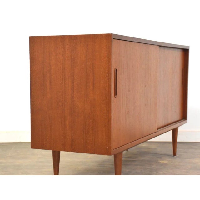 1960s Poul Hundevad Danish Modern Teak Credenza For Sale - Image 5 of 11