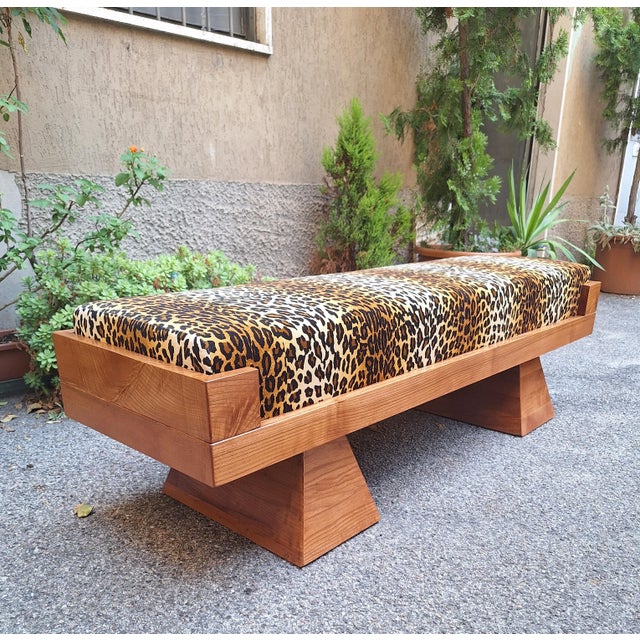 Mid-Century Modern Bench with Pyramid Legs and Animalier Fabric from Artigianato Italiano, 2000s For Sale - Image 3 of 8