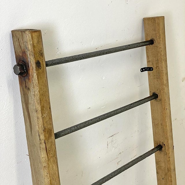 Antique Towel Rack in Oak For Sale - Image 5 of 9