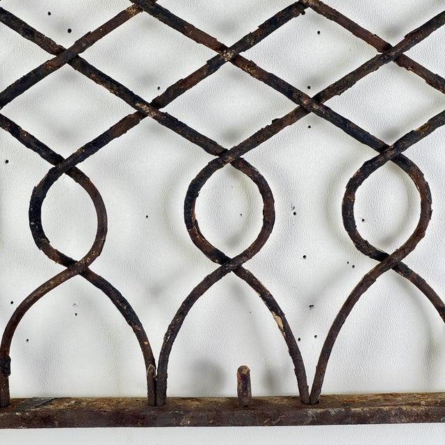 Early 20th Century Early 20th Century Architectural Salvage New York City Metal Window Grate in Multi Design Bent Wires For Sale - Image 5 of 15