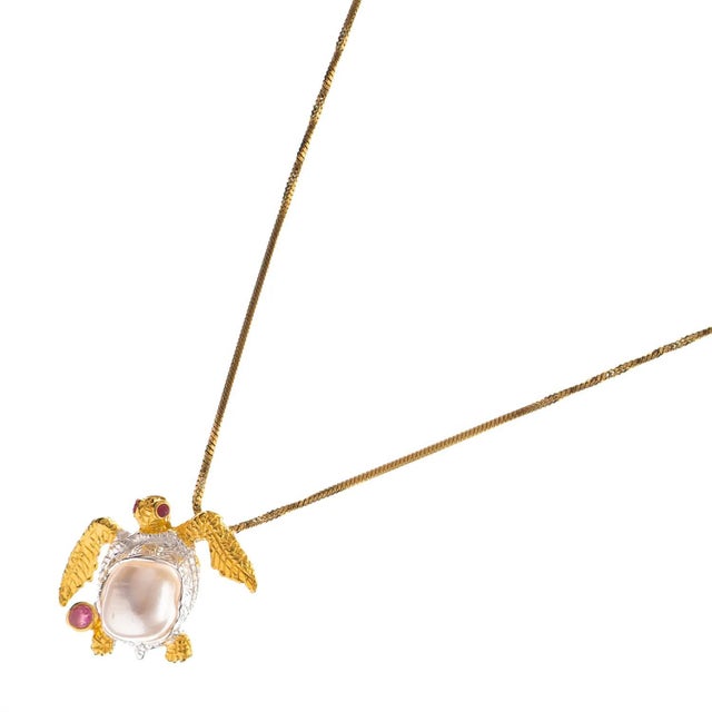 Eternal Wisdom Turtle Pearl & Ruby Necklace For Sale In Miami - Image 6 of 9