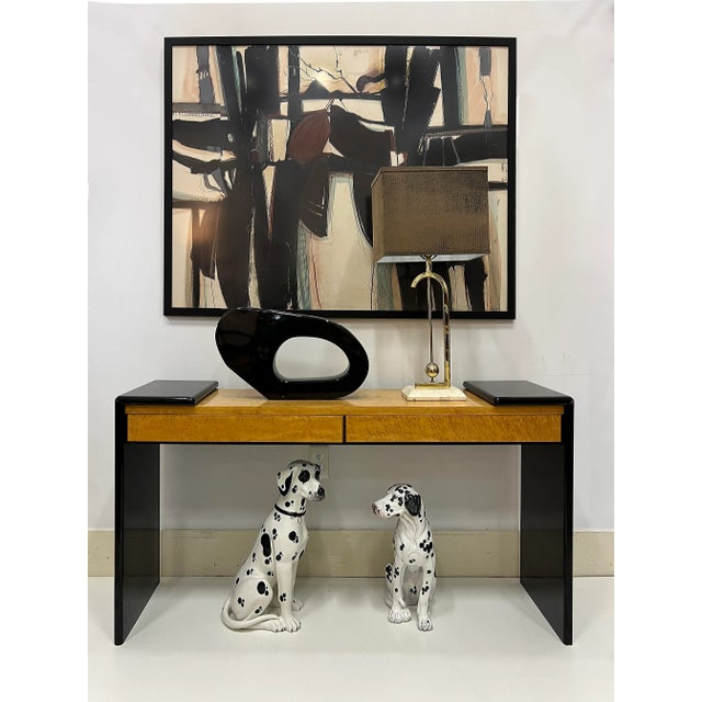 Vintage Postmodern Birdseye Console Pace Collection Attributed Offered for sale is a vintage 1980s Postmodern console with...