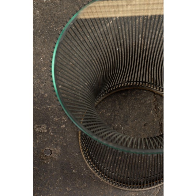1960s Mid-Century Warren Platner Wireframe Side Table by Knoll For Sale - Image 5 of 6