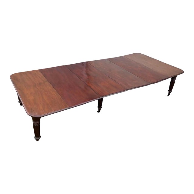 19th Century English Mahogany Dining Table, Likely by Gillows For Sale