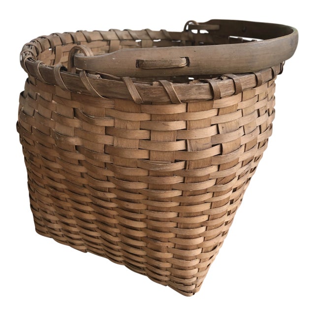 20th Century Tribal Ho-Chunk Inspired Basket For Sale