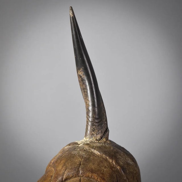 African Early 20th Century Songye Nkishi Power Figure For Sale - Image 3 of 9