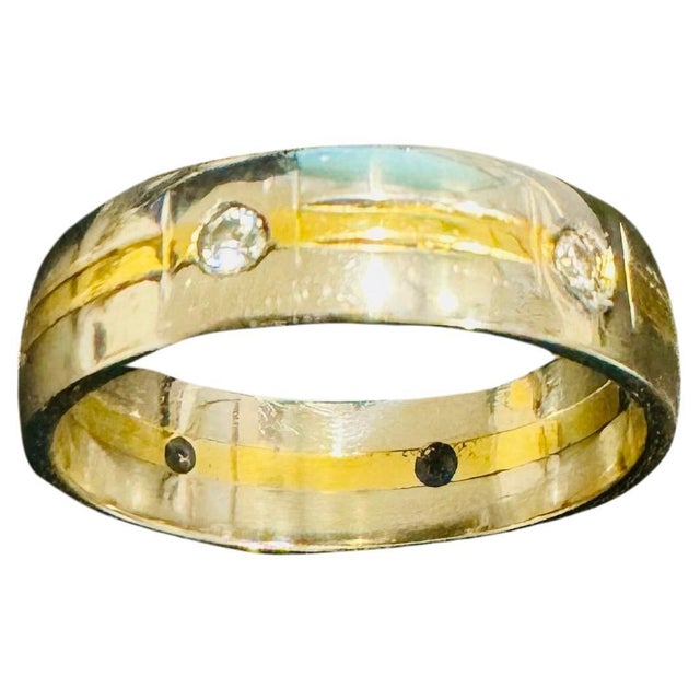 Transparent 6 Flush Set Diamond Eternity Band in 950 Platinum, Two Tone, Size 10, Unisex For Sale - Image 8 of 18