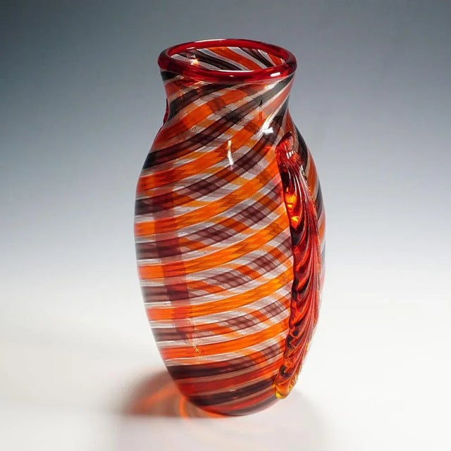2000 - 2009 Murano Glass Spirale Vase by Eugenio Ferro, 2009 For Sale - Image 5 of 11