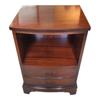 Dixie Furniture Mid 20th Century Solid Mahogany Traditional Style Open Cabinet Nightstand For Sale