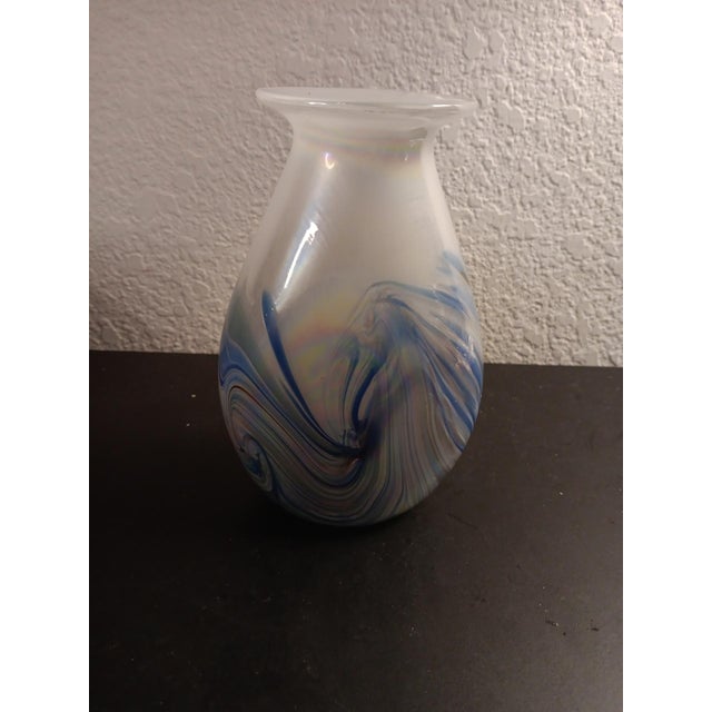 1980s Art Glass Studio Pulled Feather Iridescent Vase For Sale - Image 4 of 5