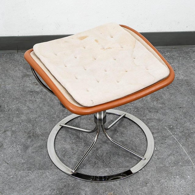DUX Mid Century Danish Modern Lounge Chair Dux Bruno Mathsson Jetson Leather Swivel For Sale - Image 4 of 12