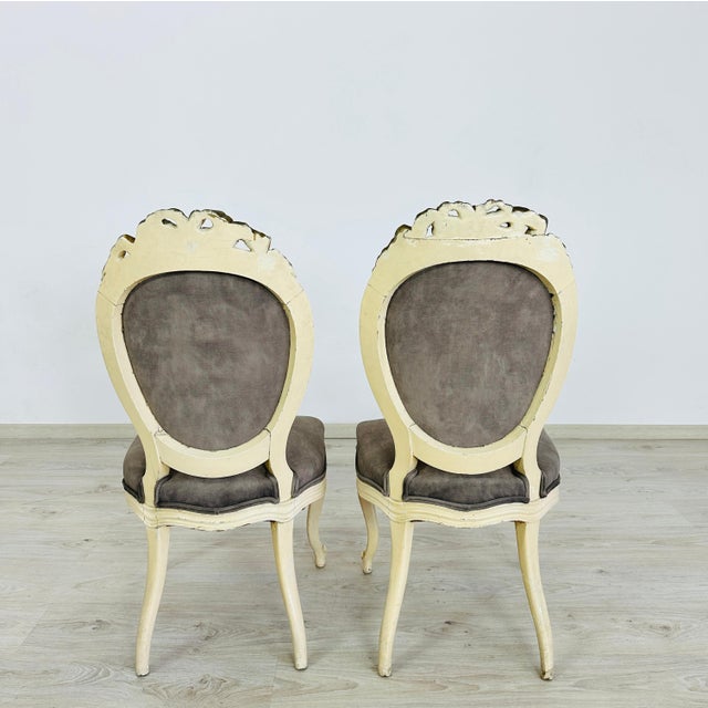 French Louis XVI Accent Chairs – A Pair For Sale - Image 4 of 6